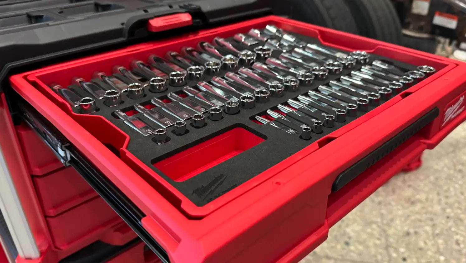 366-pc Master Mechanics Hand Tool Set with PACKOUT Drawers and Dolly